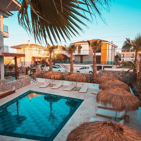 Hotel Cunda Efsane *