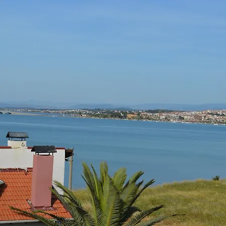 Cunda Efsane Hotel Ayvalı