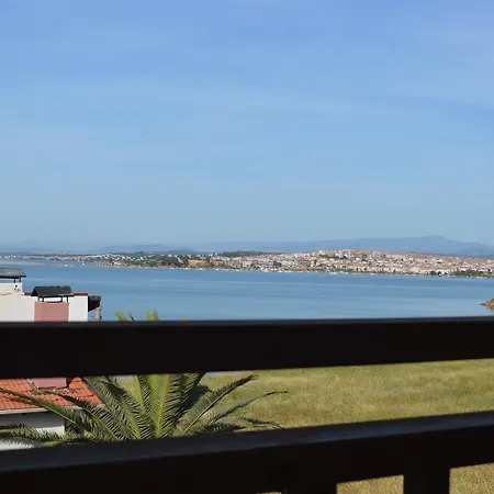 Hotel Cunda Efsane *