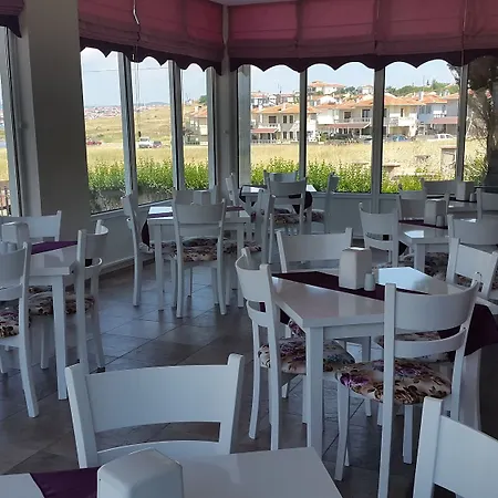 Hotel Cunda Efsane *