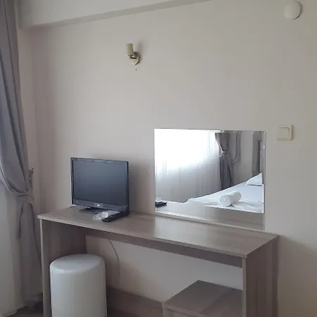 Hotel Cunda Efsane *