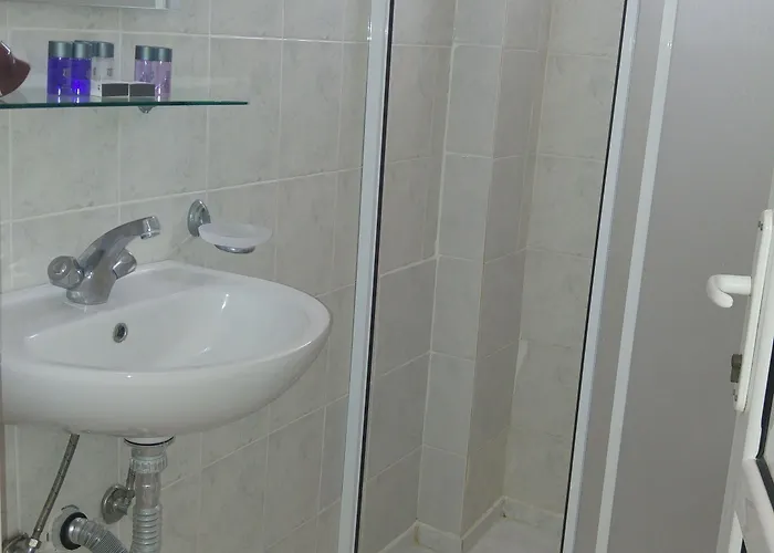 Cunda Efsane Ayvalı